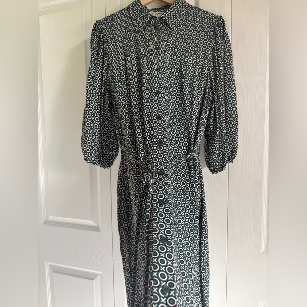 Elegant Green and White Shirt Work Dress- Large - Picture 6 of 9